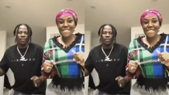 'Shatta Wale will be jealouse' – Stonebwoy and his wife gets crazy on the dance floor (video)